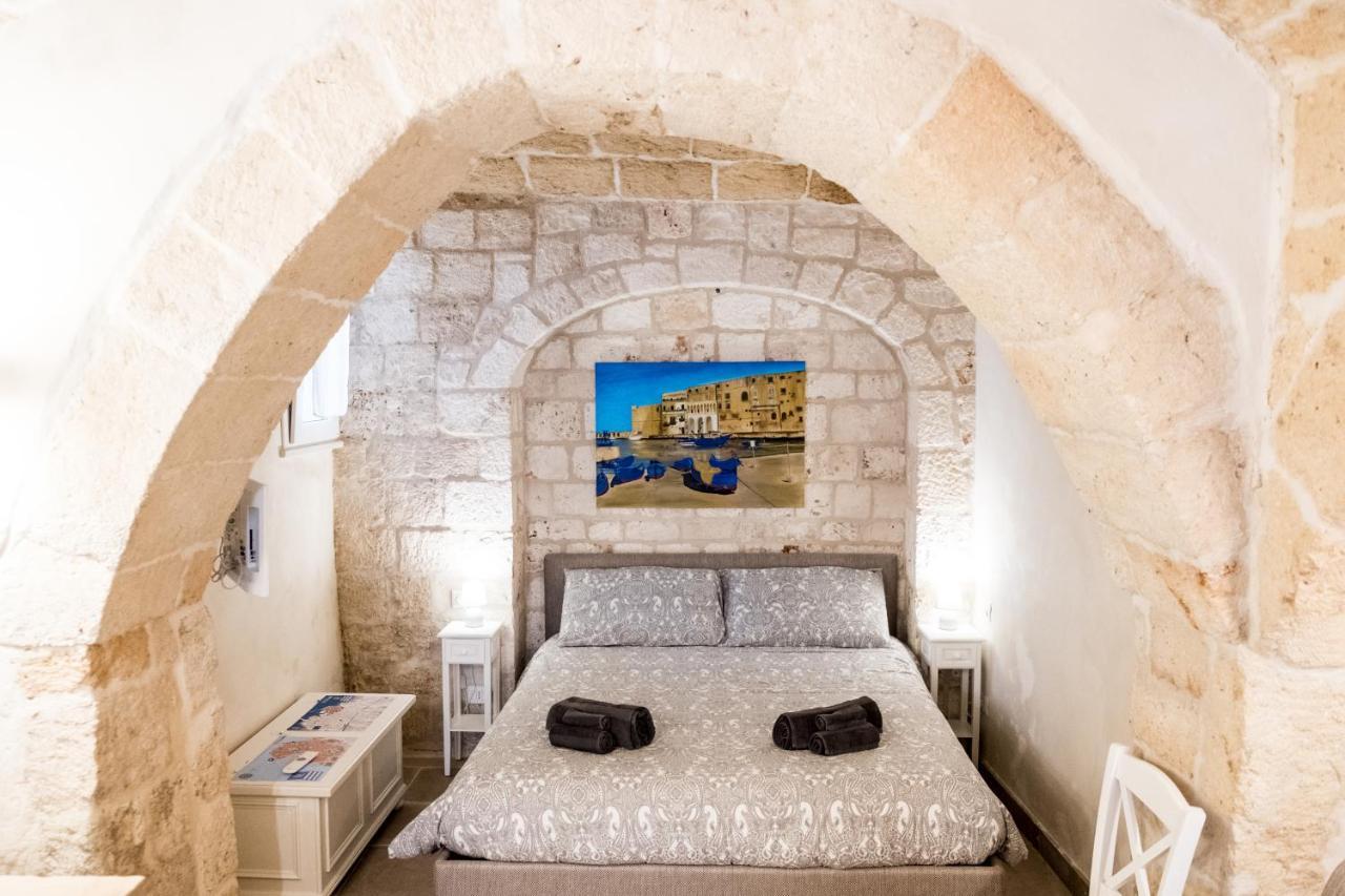 Dimore Del Borgo Antico - Il Sottano Monopoli Extérieur photo